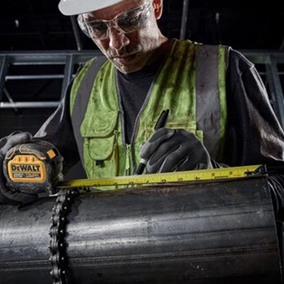 DeWalt Power Tools DeWalt ToughSeries 25' Tape Measure DWHT36925S 4 DeWalt Power Tools DeWalt ToughSeries 25' Tape Measure DWHT36925S - Image 3